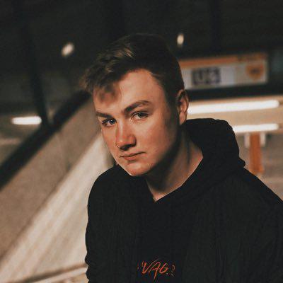 Niklas Dee